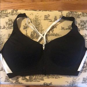NWOT Incredible by Victoria’s Secret Sport Size38D